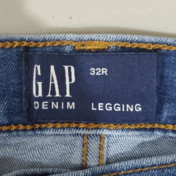 Gap distressed crop jeans - Picture 6 of 7